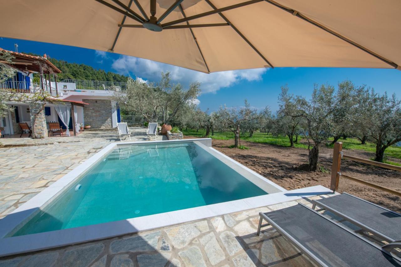 Villa Marouda กลอซซา ภายนอก รูปภาพ