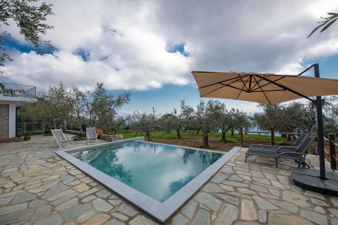 Villa Marouda กลอซซา ภายนอก รูปภาพ