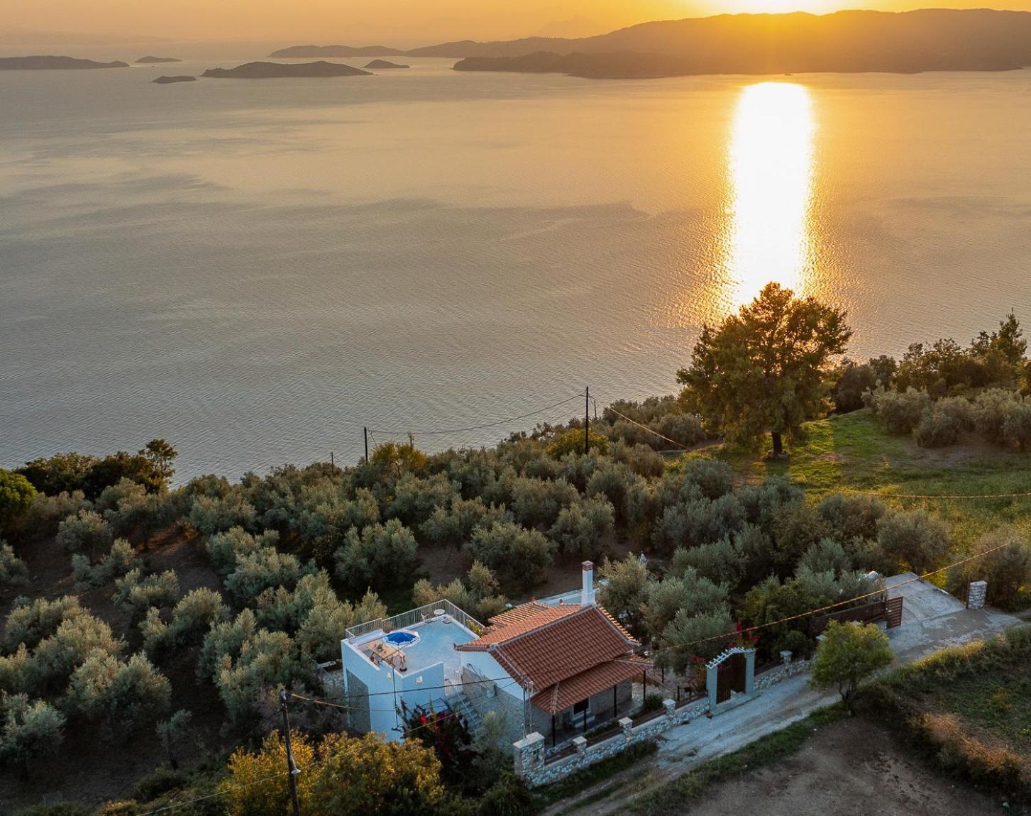 Villa Marouda กลอซซา ภายนอก รูปภาพ