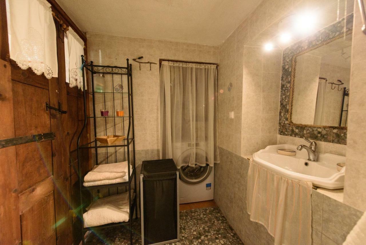 Villa Marouda กลอซซา ภายนอก รูปภาพ